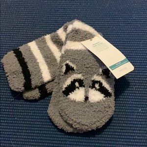 Raccoon fuzzy socks
